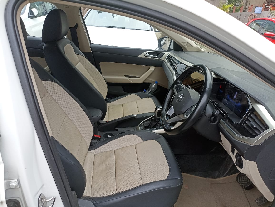 Volkswagen Virtus Topline 1.0 Tsi At